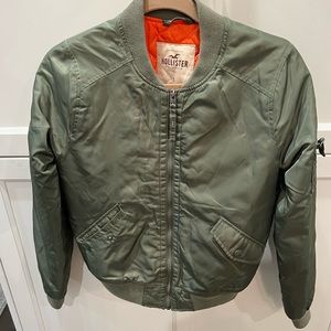 Hollister bomber jacket size small olive green